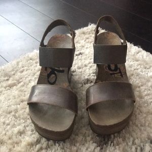 OTBT Leather Wedge Sandals